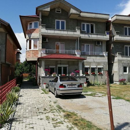 אוהריד Villa Zora, Apartments Krstanoski מראה חיצוני תמונה